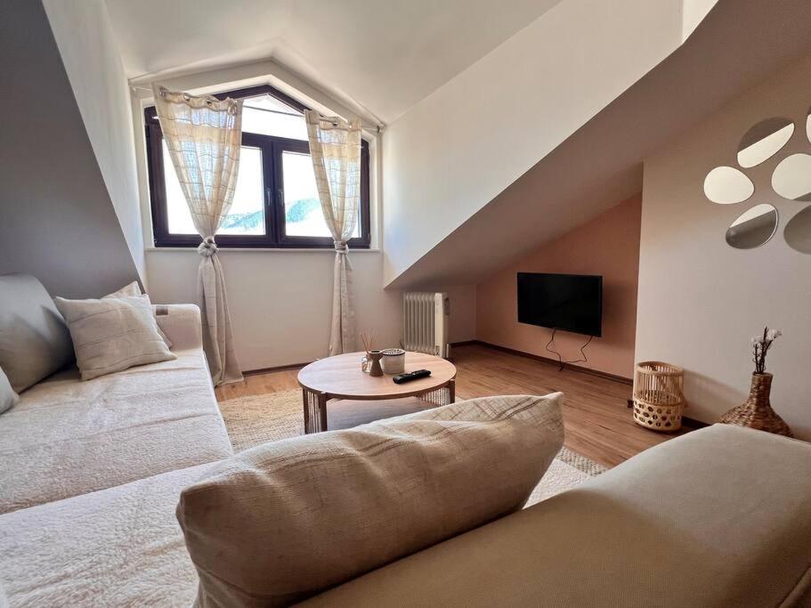 Cozy 1 Bedroom Apartment Next To The Gondola Bansko Exterior photo
