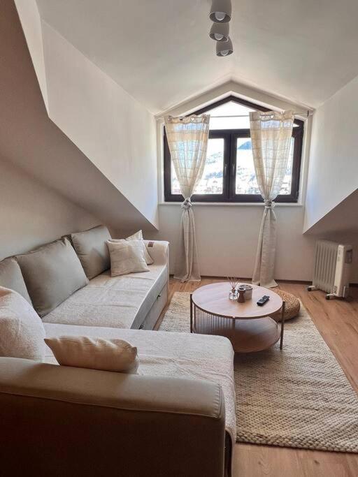 Cozy 1 Bedroom Apartment Next To The Gondola Bansko Exterior photo